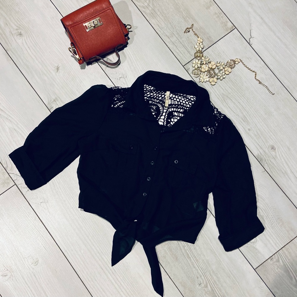 Black Tie Front Cropped Blouse